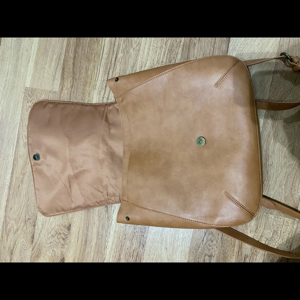 Universal Thread Backpack - Picture 3 of 3